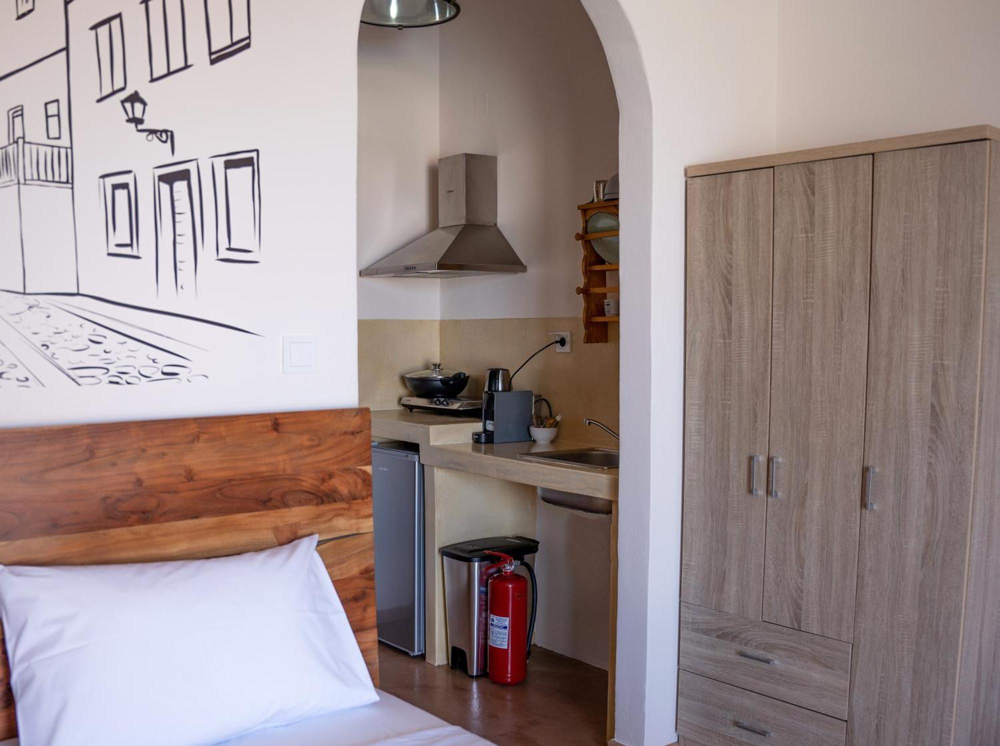 Dipolis Luxury Apartments Syros Episkopion  外观 照片